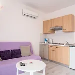 Dirk Apartamento *