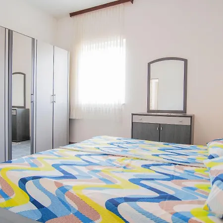 Apartment Dirk