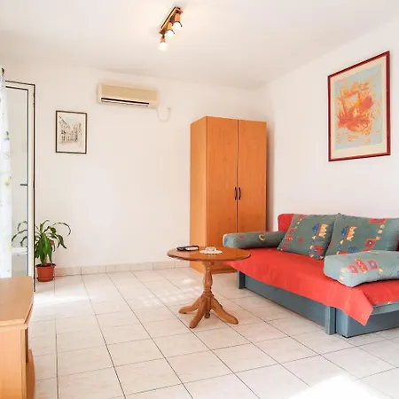 Dirk Apartment Hvar Town