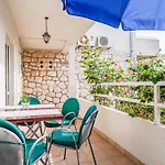 Dirk * Hvar Town